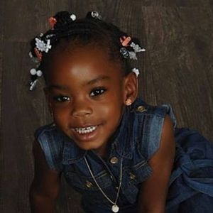 Meet your Posher, Nakisha